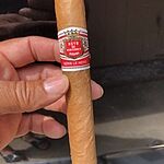 Hoyo de Monterrey Le Hoyo de San Juan review by Dwane H. — June 27, 2019